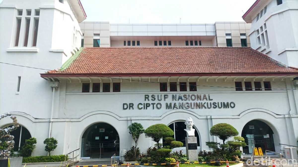 Rumah Sakit Umum Pusat Nasional Dr. Cipto Mangunkusumo (RSCM)